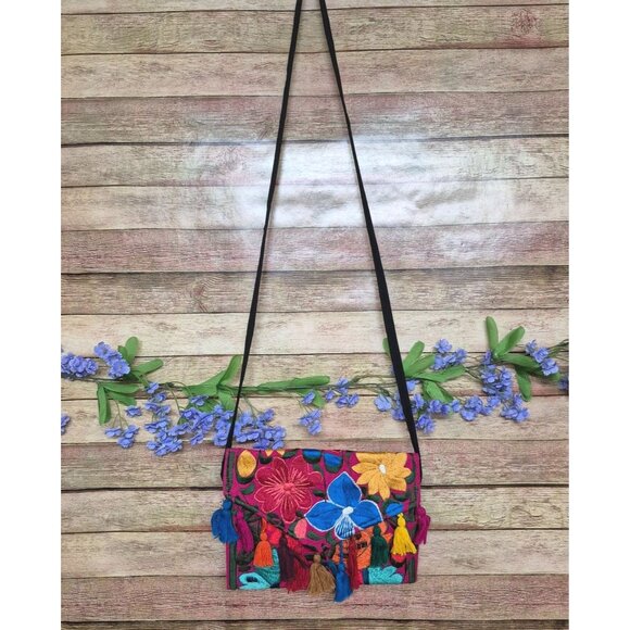 NWOT Mexican Embroidered Crossbody Envelope Purse Multicolor Floral Tassels - Picture 2 of 11